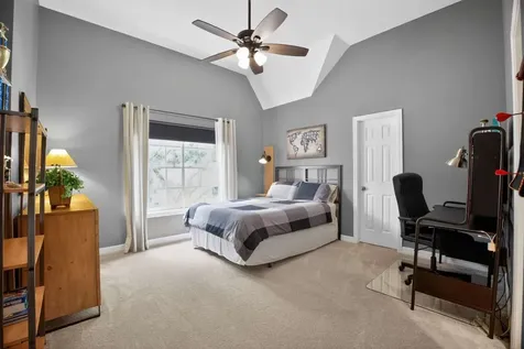 16 Pecan Gorge Court Sugar Land TX 77479