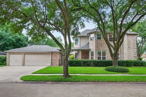16 Pecan Gorge Court Sugar Land TX 77479