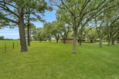 9606 Needville Fairchilds Road Needville TX 77461