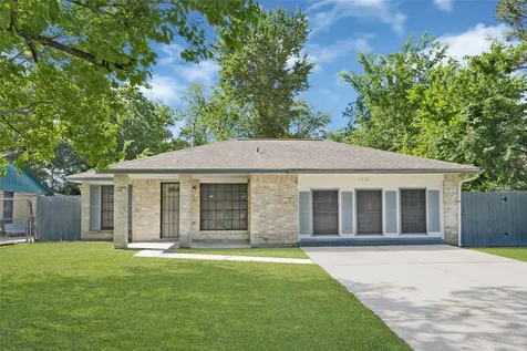 7026 Hedgewood Street Houston TX 77016