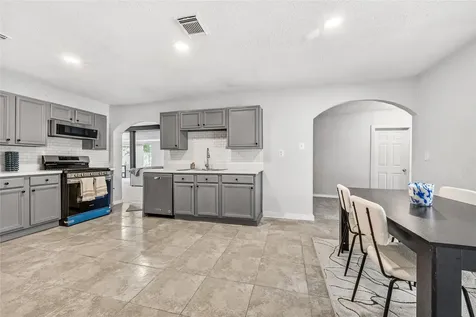 7026 Hedgewood Street Houston TX 77016