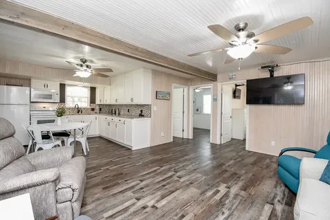 1678 Bayview Drive Palacios TX 77465