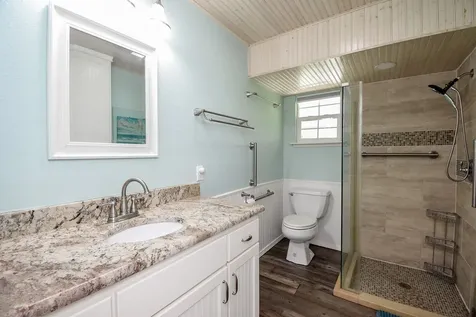 1678 Bayview Drive Palacios TX 77465