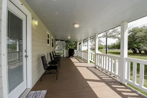 1678 Bayview Drive Palacios TX 77465