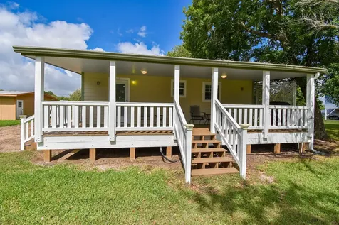 1678 Bayview Drive Palacios TX 77465
