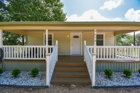 1678 Bayview Drive Palacios TX 77465