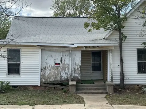 1000 S Frio Street Coleman TX 76834