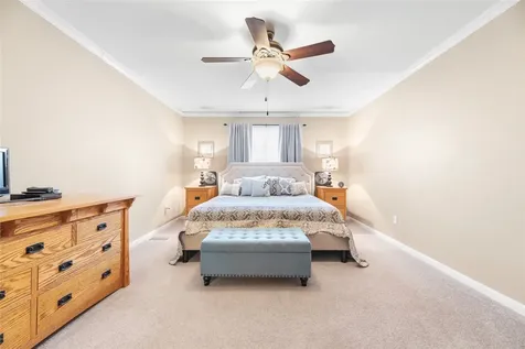 16913 Chapel Pines Drive 126 Spring TX 77379