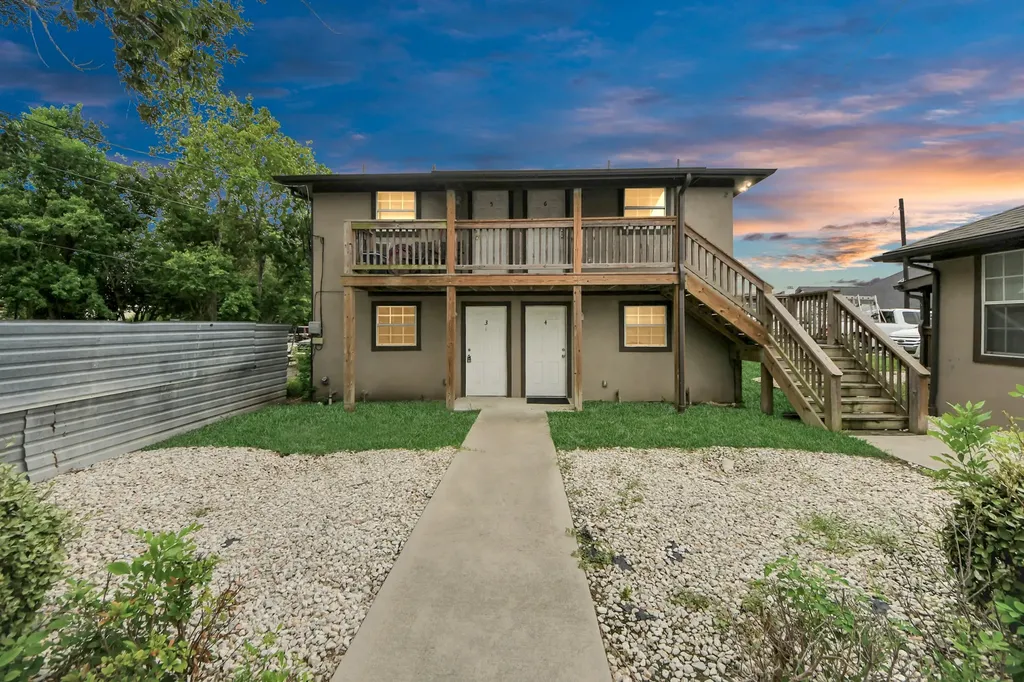 706 Harris Avenue 3 Pasadena TX 77506