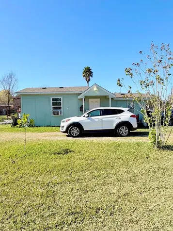 3313 Mansfield Street Houston TX 77091