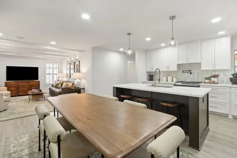 5113 W 43rd Street Houston TX 77092