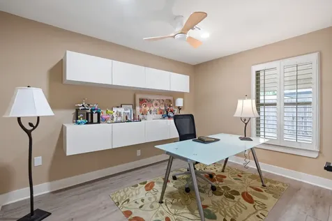 5113 W 43rd Street Houston TX 77092