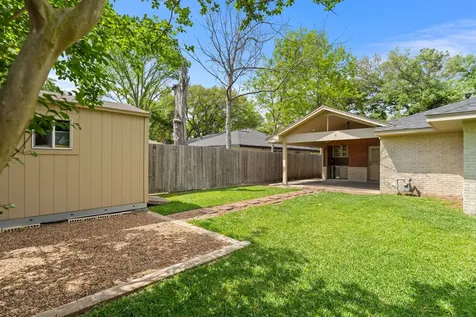 5113 W 43rd Street Houston TX 77092