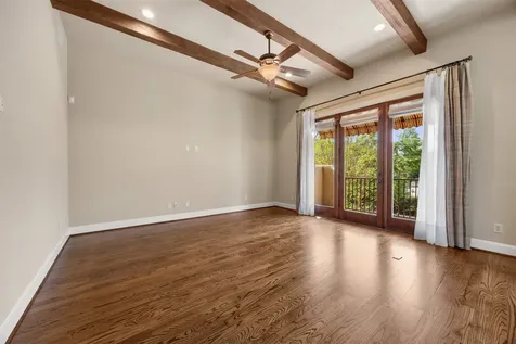 414 Snover Street Houston TX 77007