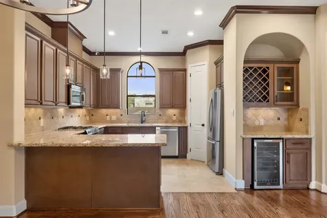 414 Snover Street Houston TX 77007