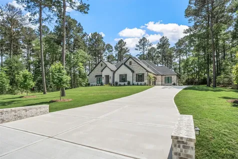8680 Cedar Meadow Lane Plantersville TX 77363
