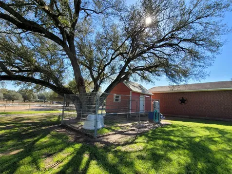 28302 Piney Corners Waller TX 77484