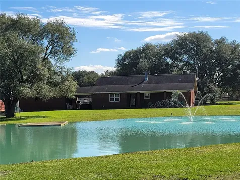 28302 Piney Corners Waller TX 77484