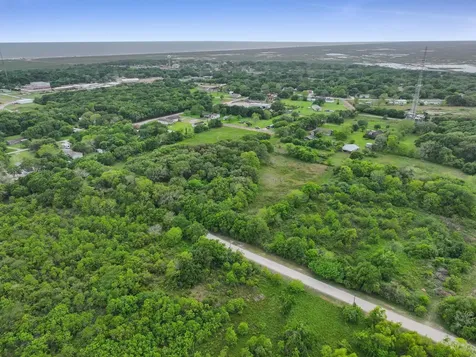 2187 Old Mexico Road High Island TX 77623