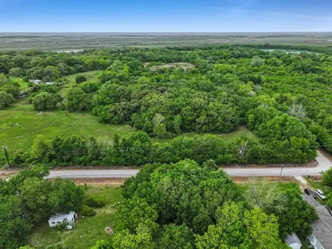 2187 Old Mexico Road High Island TX 77623