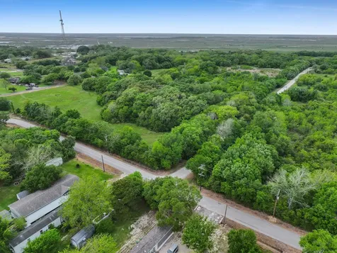 2187 Old Mexico Road High Island TX 77623