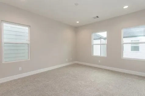 1439 W 25th Street B Houston TX 77008