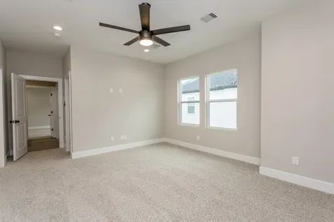 1439 W 25th Street B Houston TX 77008