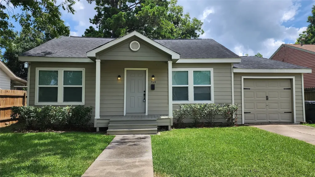 7124 Linden Street Houston TX 77087