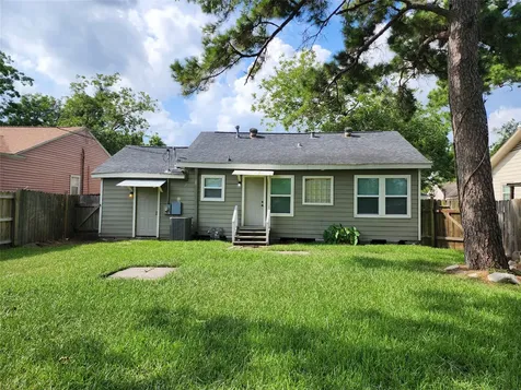 7124 Linden Street Houston TX 77087