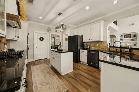 21310 Heartwood Oak Trail Cypress TX 77433