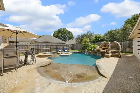 21310 Heartwood Oak Trail Cypress TX 77433