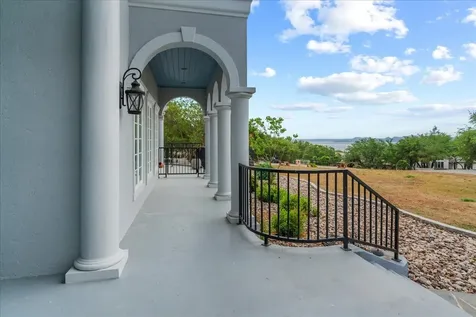 829 Kings Point Drive Canyon Lake TX 78133