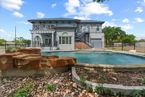 829 Kings Point Drive Canyon Lake TX 78133