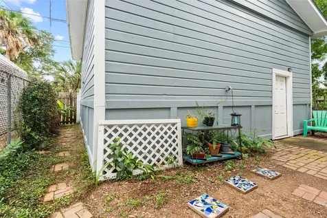 1219 Sealy Street Galveston TX 77550
