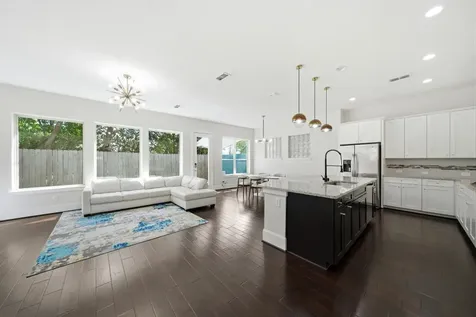 8808 Ashbloom Lane Houston TX 77080