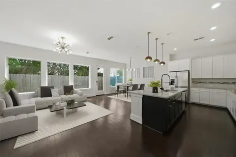 8808 Ashbloom Lane Houston TX 77080