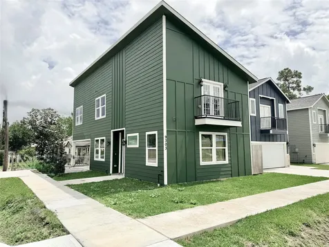 9303 Noel Street Houston TX 77033
