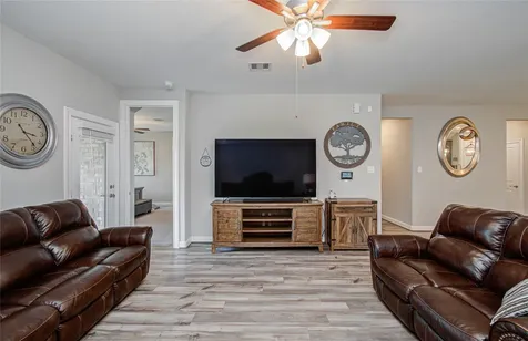 1971 Highland Meadows Drive Pearland TX 77089