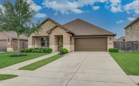 1971 Highland Meadows Drive Pearland TX 77089