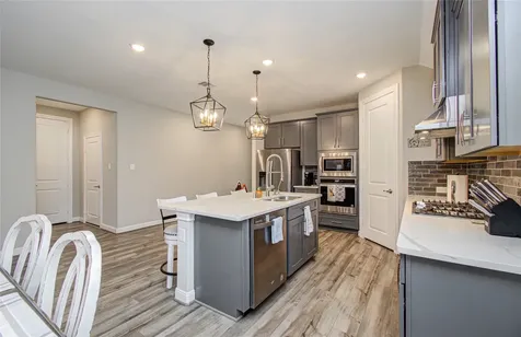 1971 Highland Meadows Drive Pearland TX 77089