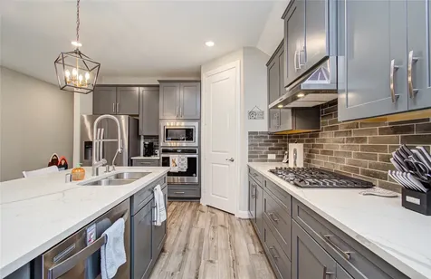 1971 Highland Meadows Drive Pearland TX 77089