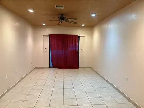 415 Zinn Drive Crosby TX 77532