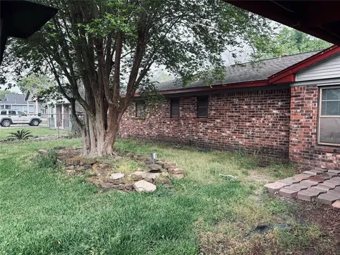415 Zinn Drive Crosby TX 77532