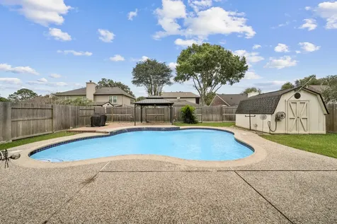 2112 Castle Drive League City TX 77573