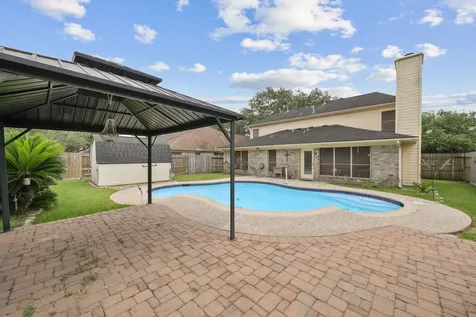 2112 Castle Drive League City TX 77573