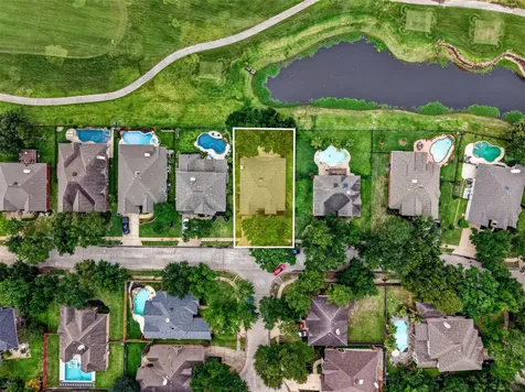 16315 Cliff Haven Drive Houston TX 77095