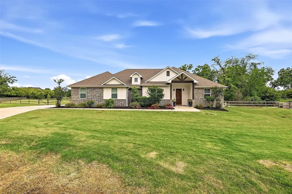10468 Cornwall Lane Iola TX 77861