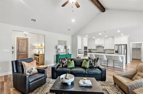 10468 Cornwall Lane Iola TX 77861