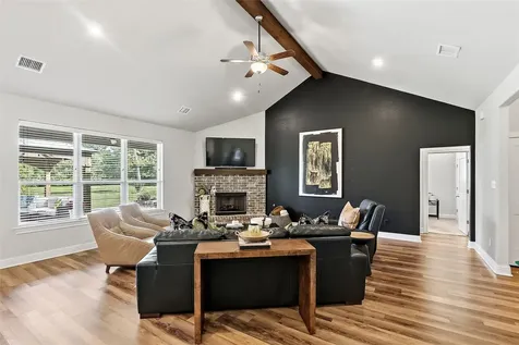 10468 Cornwall Lane Iola TX 77861