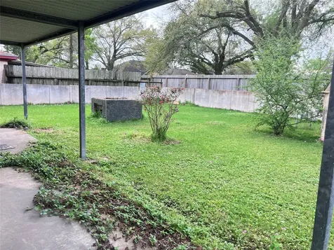 1313 N Noble Road Texas City TX 77591